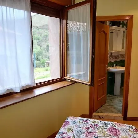 Llanes-llumedian Llanes