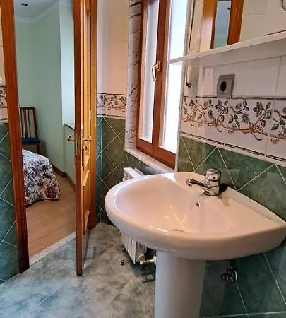 Llanes-llumedian Llanes