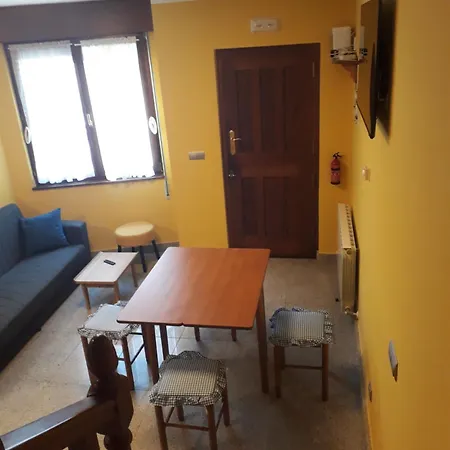 Llanes-llumedian Llanes